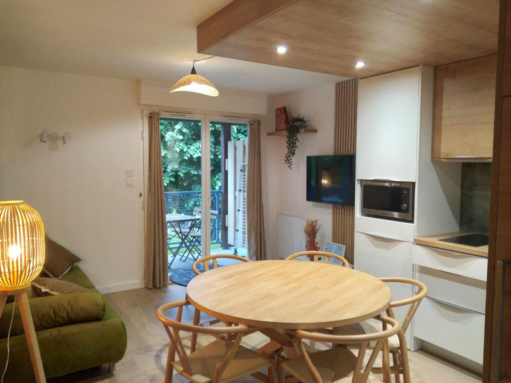 Duplex Lumineux - 40M2 - 2 Chambres - Balcon Terrasse - Parking - Entierement Renove En Mai 2024 Cauterets Εξωτερικό φωτογραφία